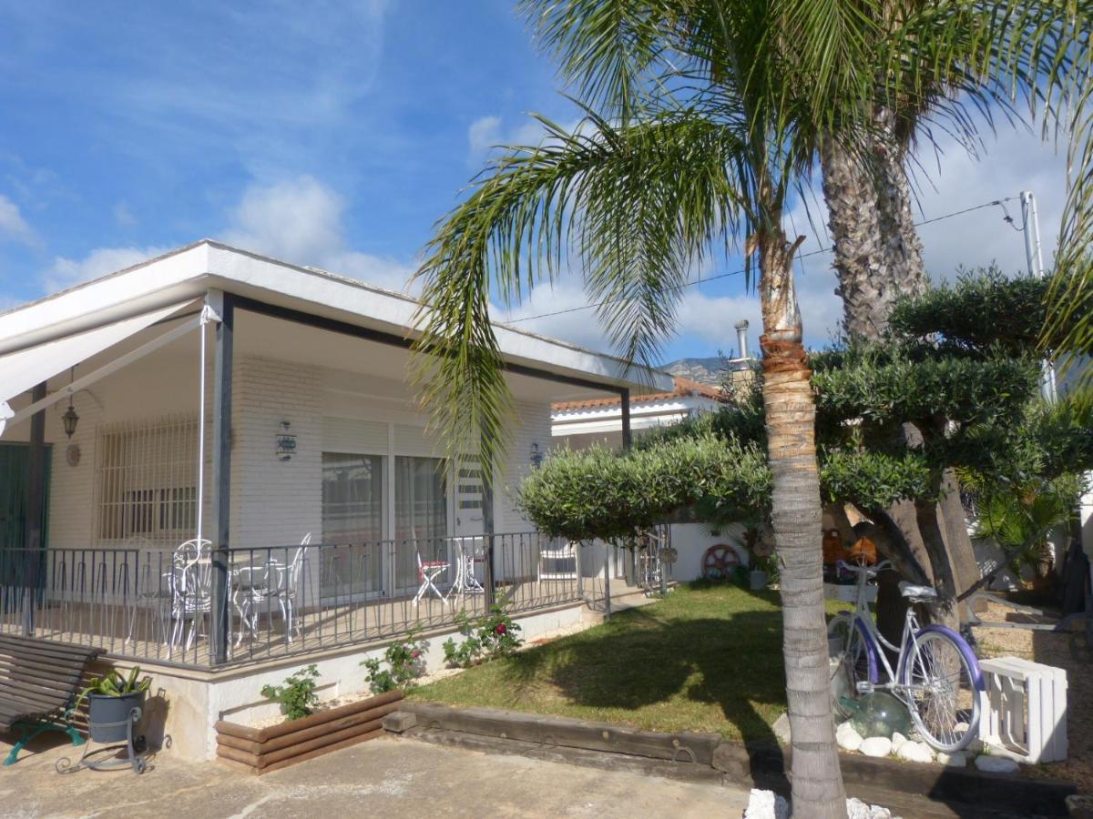 Exclusivo Chalet A Pie De Costa Alcanar Exterior photo