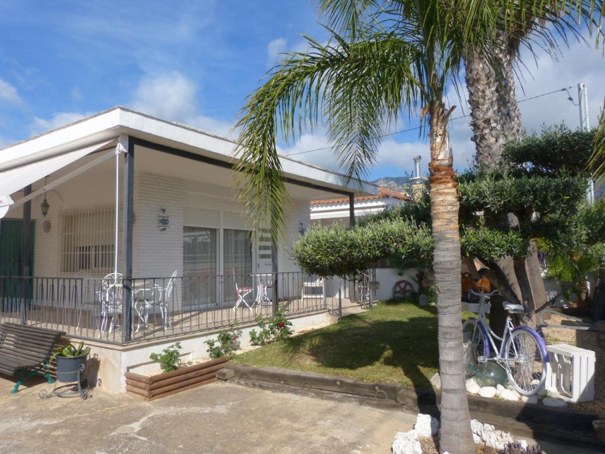 Exclusivo Chalet A Pie De Costa Alcanar Exterior photo
